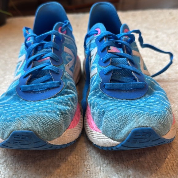 New Balance Roav fresh foam 960 Size 4 - Picture 6 of 6